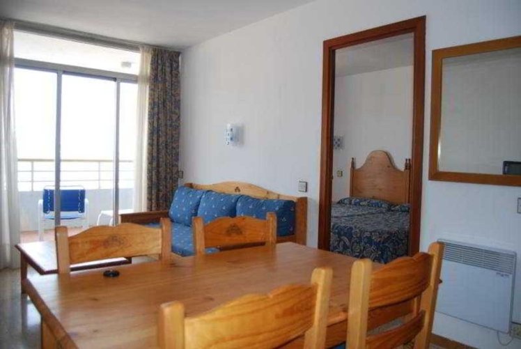 APARTMENT CAPACITY 4 Room