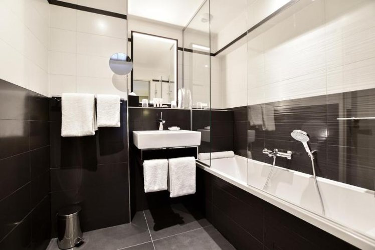 DOUBLE STANDARD Room