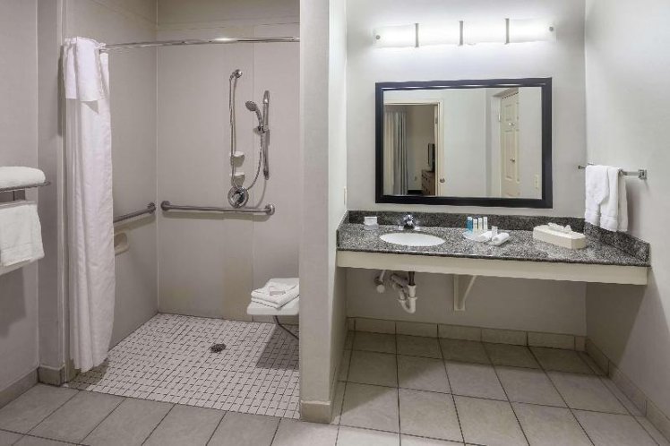 SUITE KING SIZE BED Room