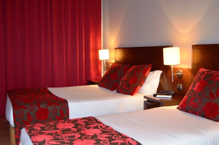 TRIPLE STANDARD Room