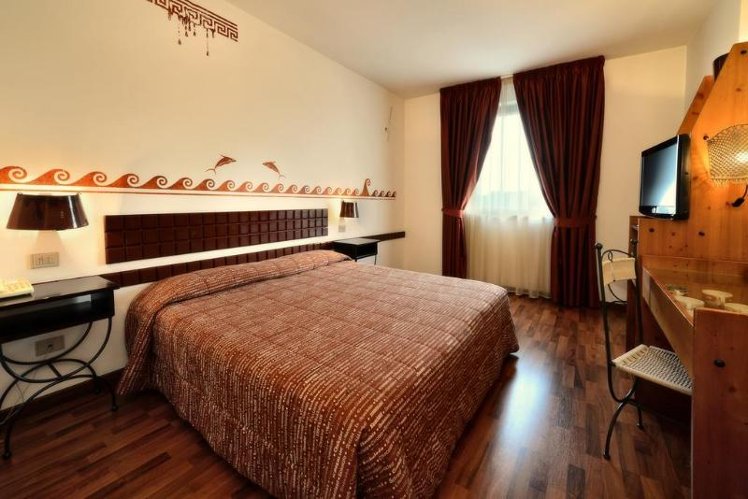 DOUBLE SUPERIOR Room