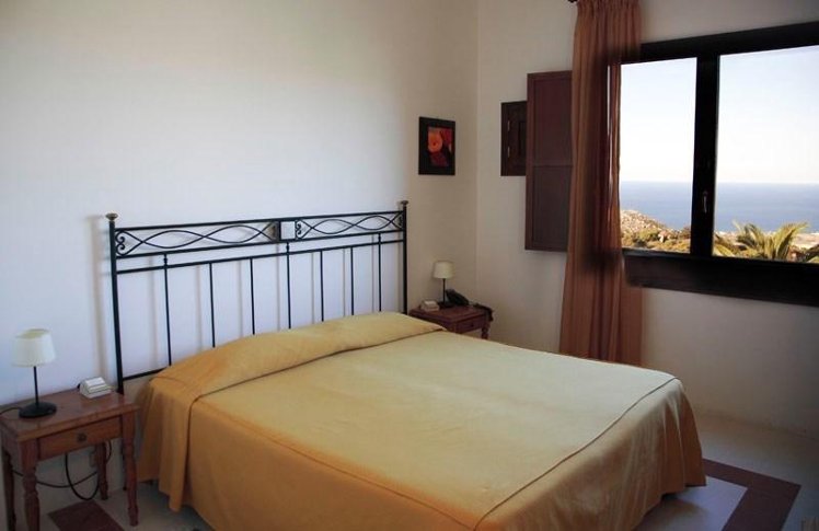 DOUBLE STANDARD Room