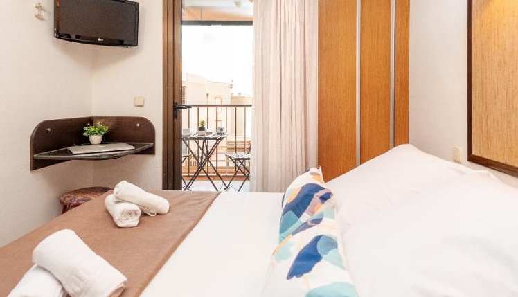 DOUBLE ECONOMY Room