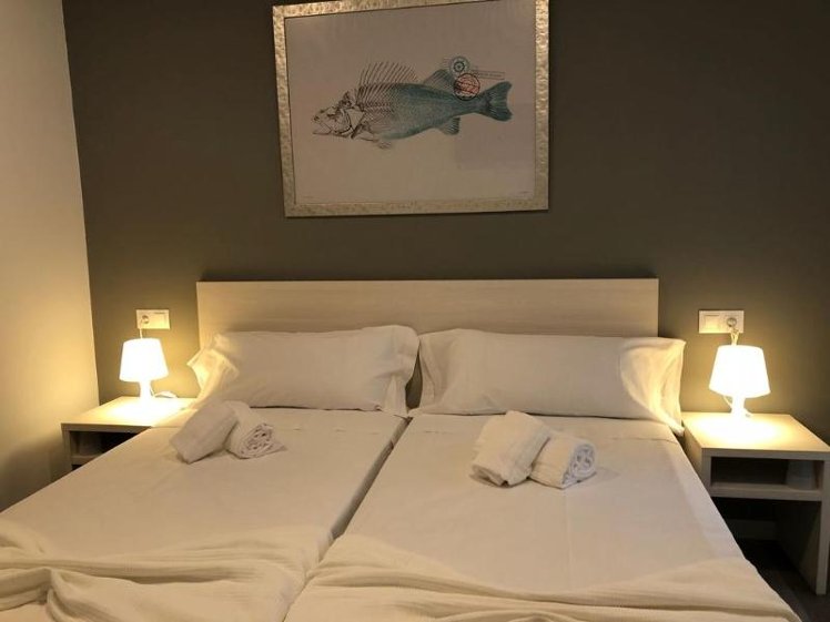 SINGLE STANDARD Room