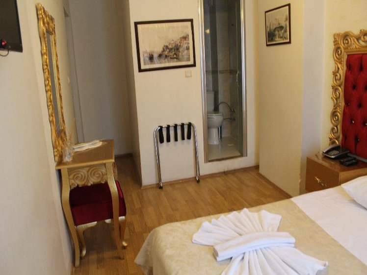 DOUBLE STANDARD Room