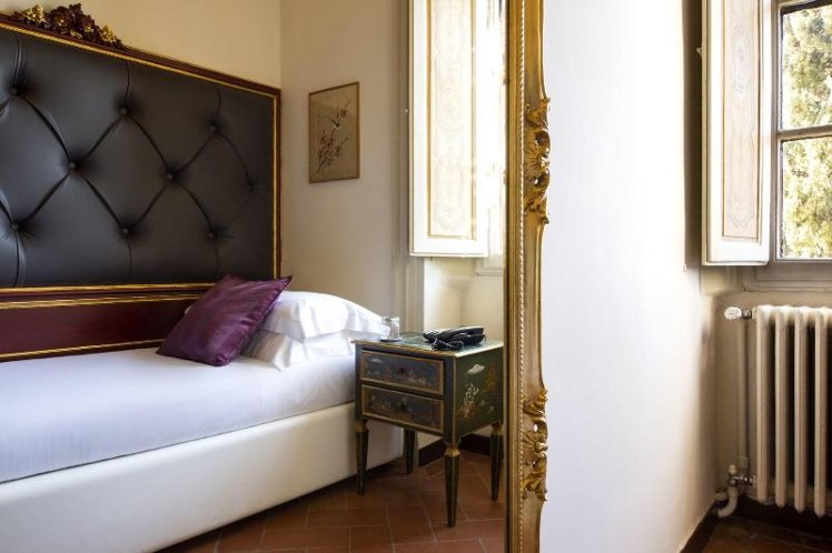 SINGLE SUPERIOR Room