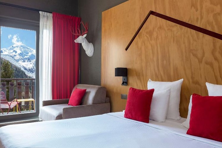 TRIPLE SUPERIOR Room