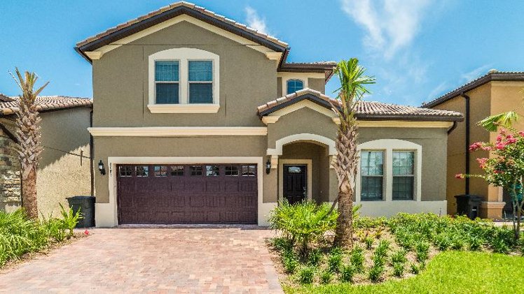 HOME EIGHT BEDROOMS WITH PRIVATE POOL Room