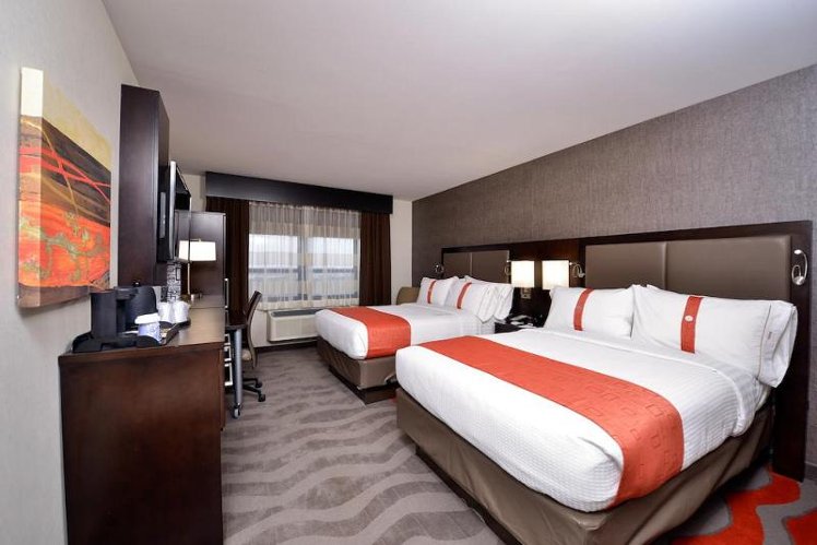 DOUBLE TWO BEDS Room