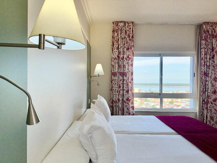 TWIN SEA VIEW Room