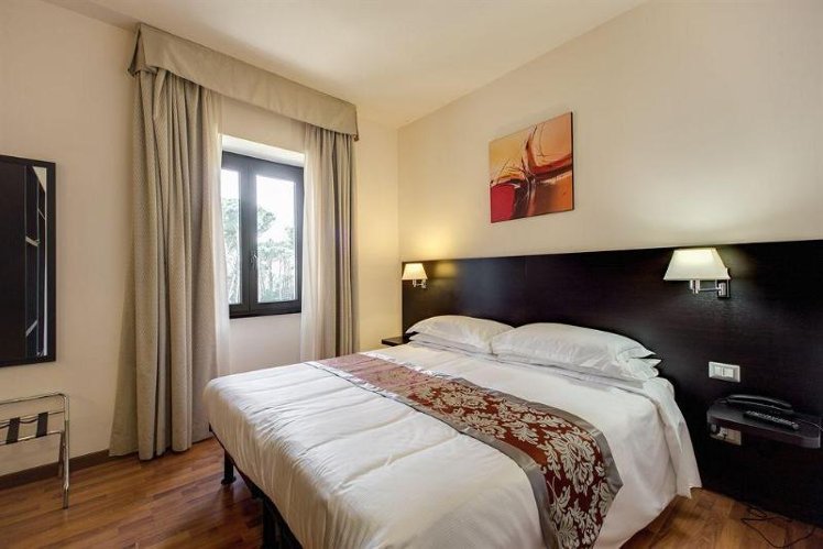 DOUBLE STANDARD Room