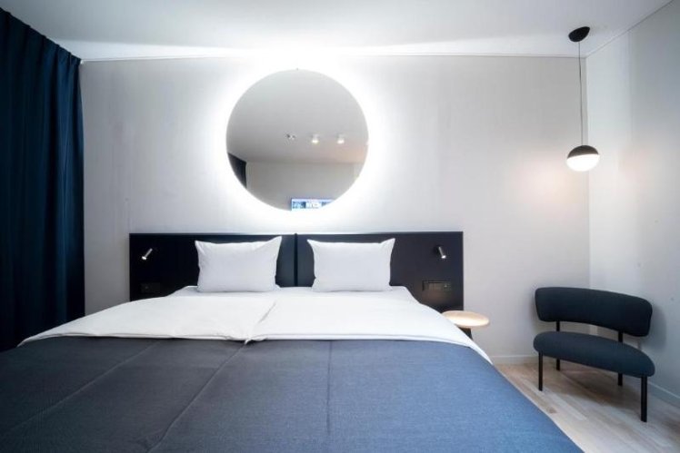 DOUBLE STANDARD Room