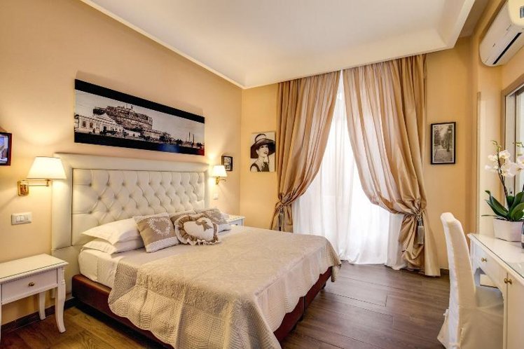 TWIN SUPERIOR Room