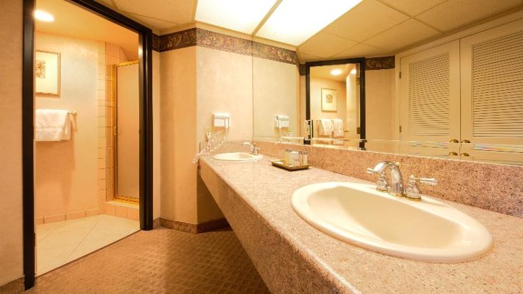 SUITE KING SIZE BED Room