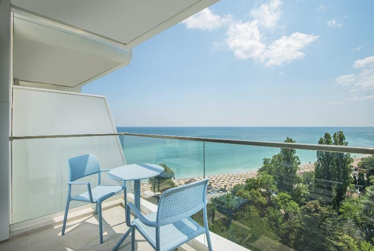 TWIN SEA VIEW Room