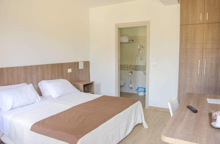 DOUBLE STANDARD Room