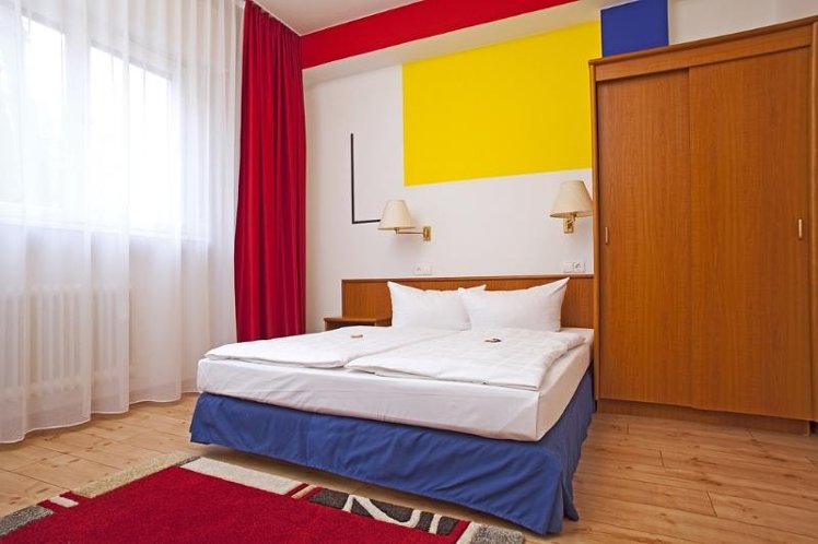 SINGLE SUPERIOR Room