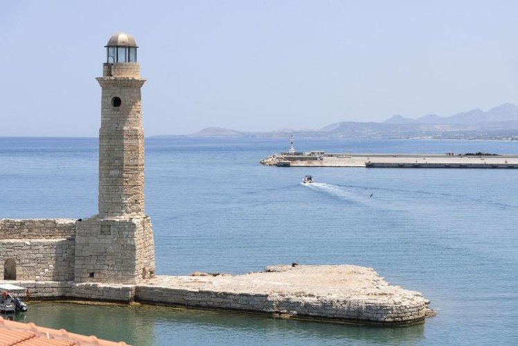 Faros Beach Hotel