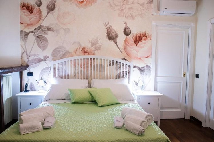 DOUBLE SUPERIOR Room