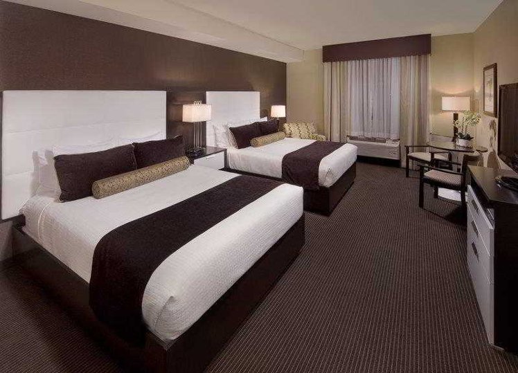 DOUBLE TWO QUEEN BEDS Room