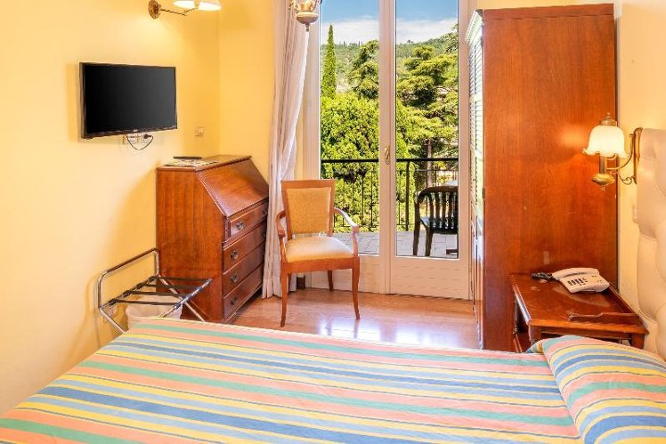 Double or Twin COMFORT Room