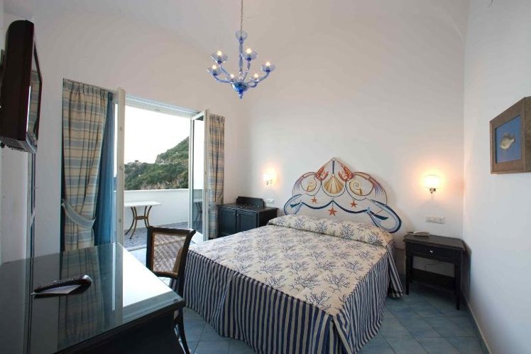 TWIN OCEAN VIEW WITH BALCONY Room