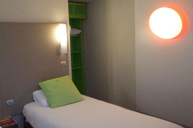 TWIN STANDARD Room