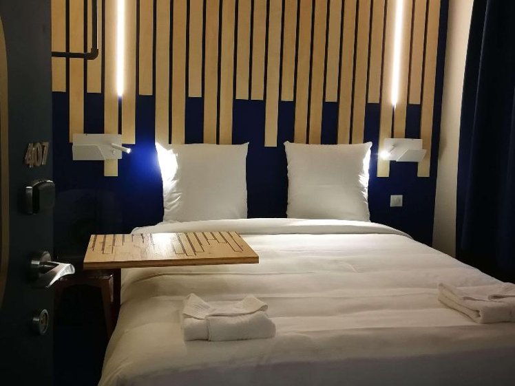SINGLE STANDARD Room