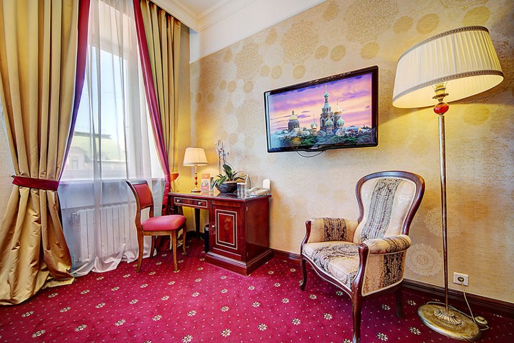 DOUBLE SINGLE USE DELUXE Room