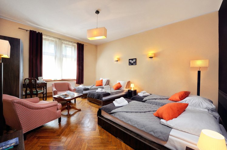 QUADRUPLE STANDARD Room
