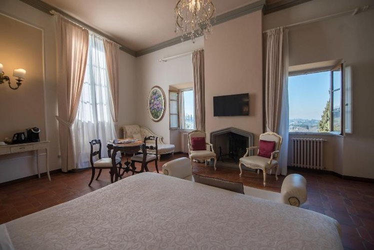 DOUBLE ONE BED Room