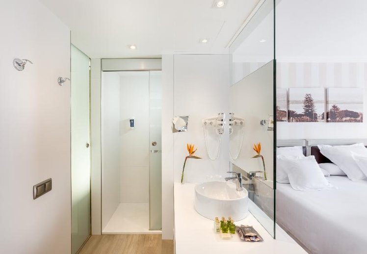 DOUBLE DELUXE Room