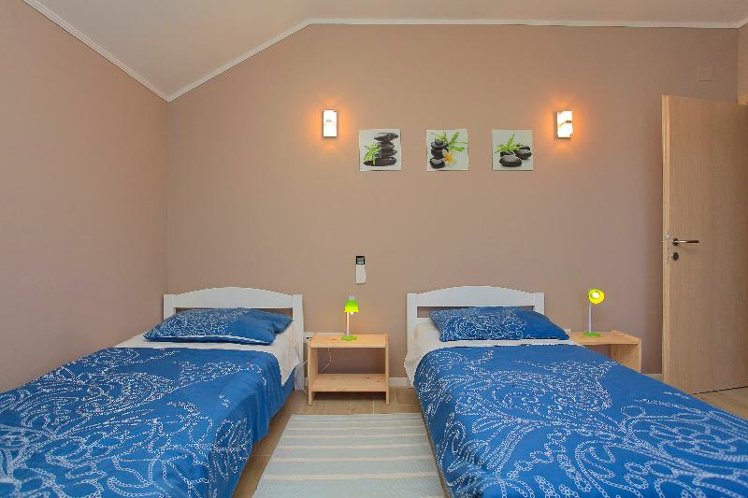 VILLA FIVE BEDROOMS WITH PRIVATE POOL Room