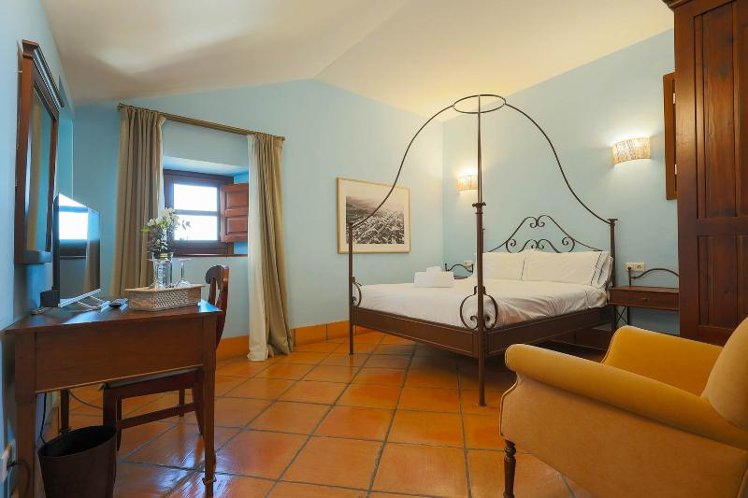 Double or Twin SUPERIOR Room