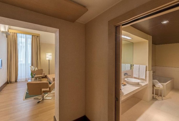 JUNIOR SUITE CLASSIC Room