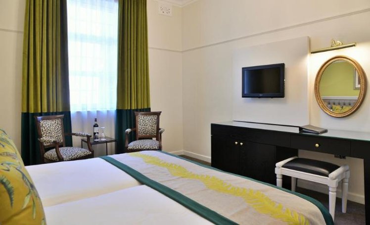 TWIN CLASSIC Room