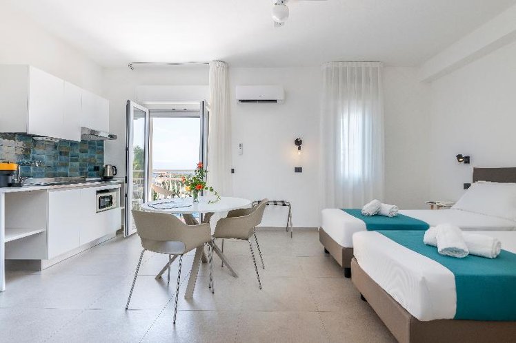 STUDIO WITH BALCONY Room
