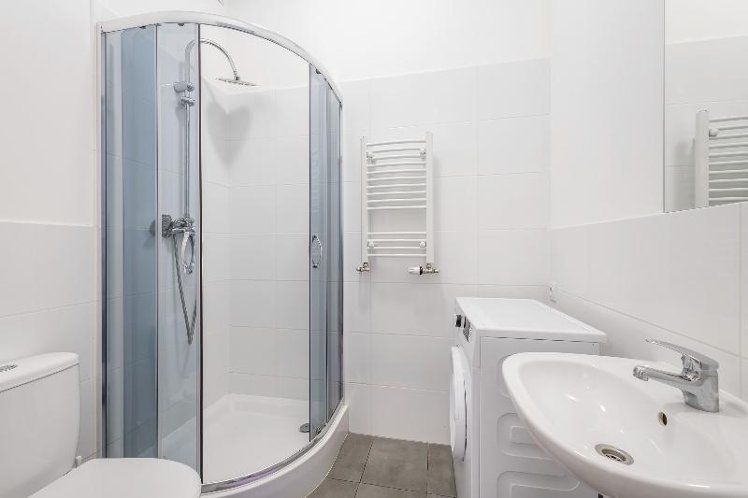 SINGLE STANDARD Room