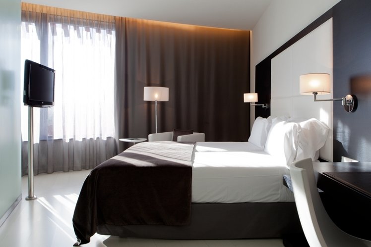 DOUBLE SINGLE USE STANDARD Room