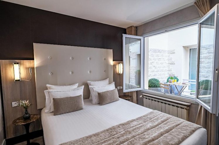 DOUBLE ONE BED Room