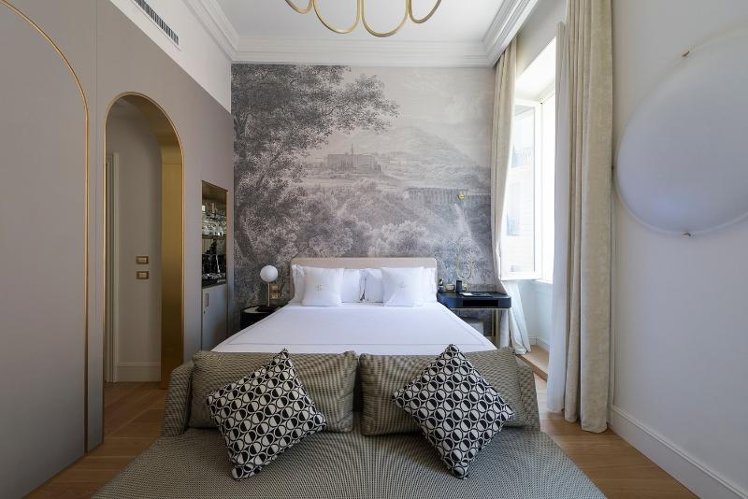 TRIPLE LUXURY Room