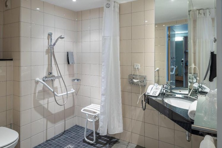 DOUBLE STANDARD Room