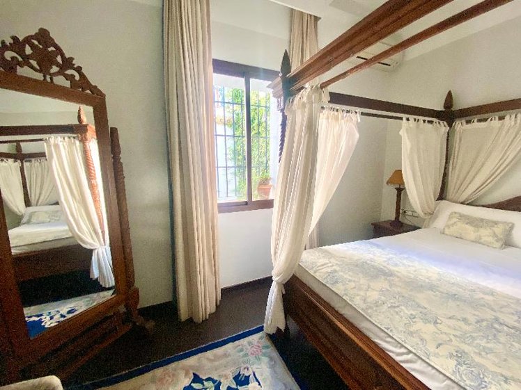 DOUBLE STANDARD Room