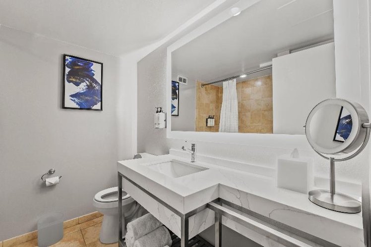 DOUBLE TWO QUEEN BEDS Room