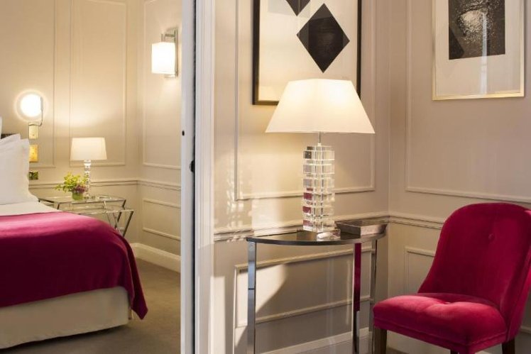 Le Burgundy Paris