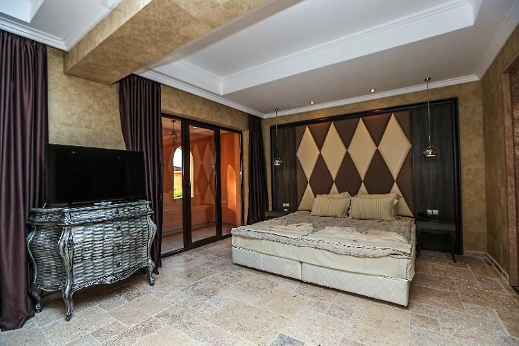DOUBLE SINGLE USE STANDARD Room
