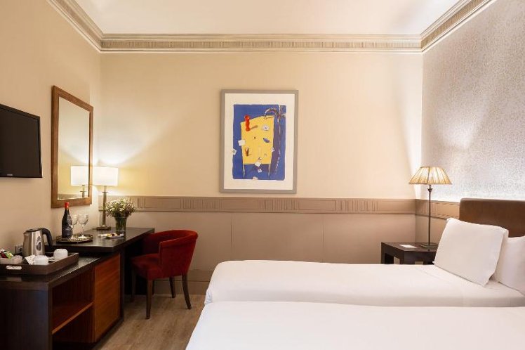 DOUBLE STANDARD Room