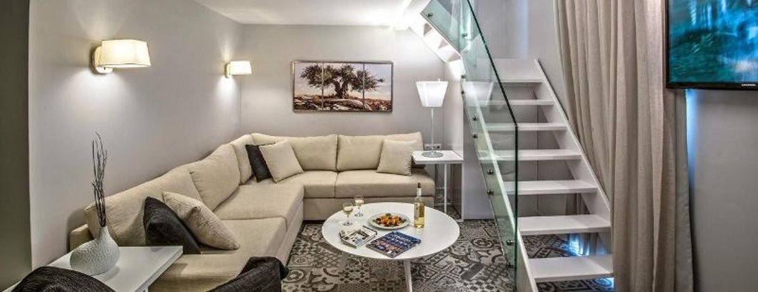 Swell Boutique Hotel