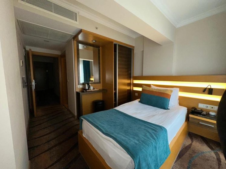 DOUBLE SINGLE USE LAND VIEW Room