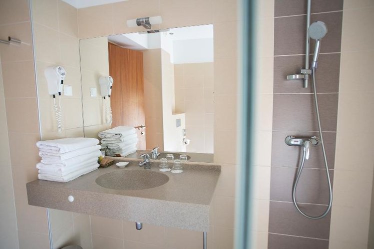 DOUBLE PREMIUM WITH VIEWS Room